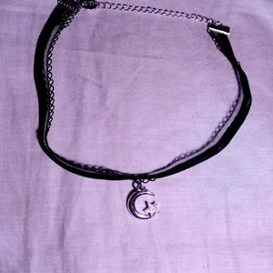 Choker Necklace
